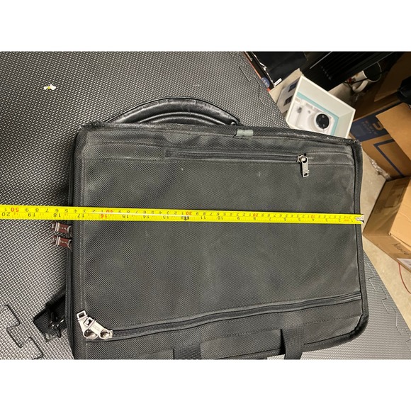 Tumi Alpha 26060d4 Black‎ Expandable Briefcase Messenger Laptop Bag - Picture 14 of 14